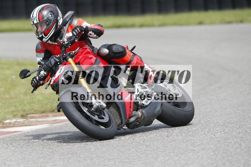 /25 10.06.2025 MaxRacing ADR/Gruppe gruen/11